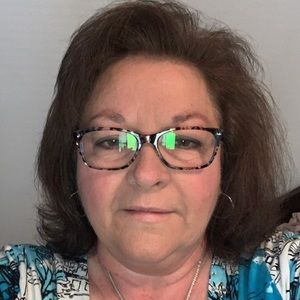 Meet your Posher, Deanna